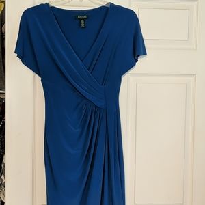 Flutter sleeve dress